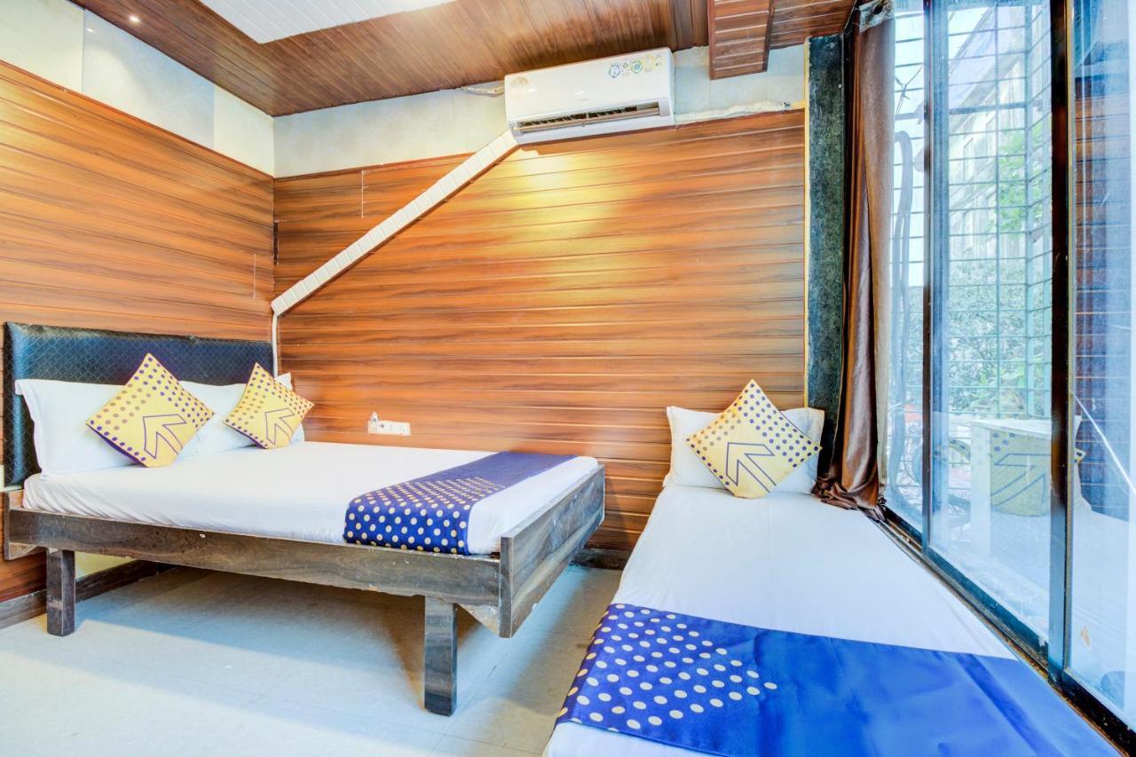 מומביי Oyo 70661 Hotel Al Makkah Managed By Hotel Paris מראה חיצוני תמונה