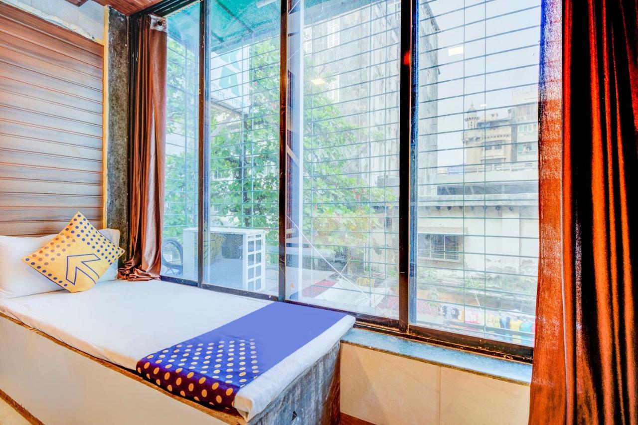 מומביי Oyo 70661 Hotel Al Makkah Managed By Hotel Paris מראה חיצוני תמונה
